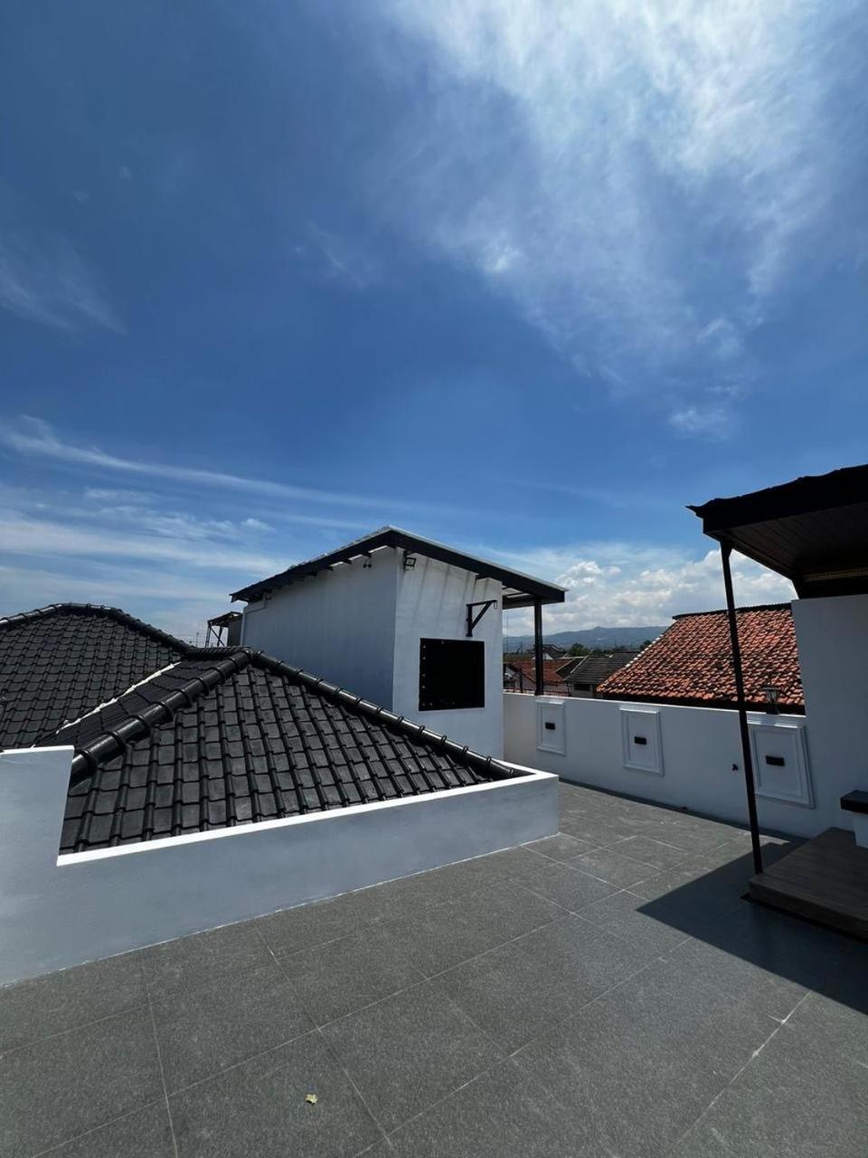 Rumah liburan Utama House