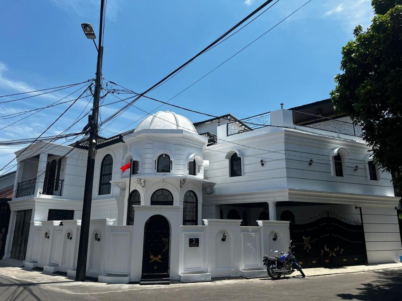 Utama House Rumah liburan *